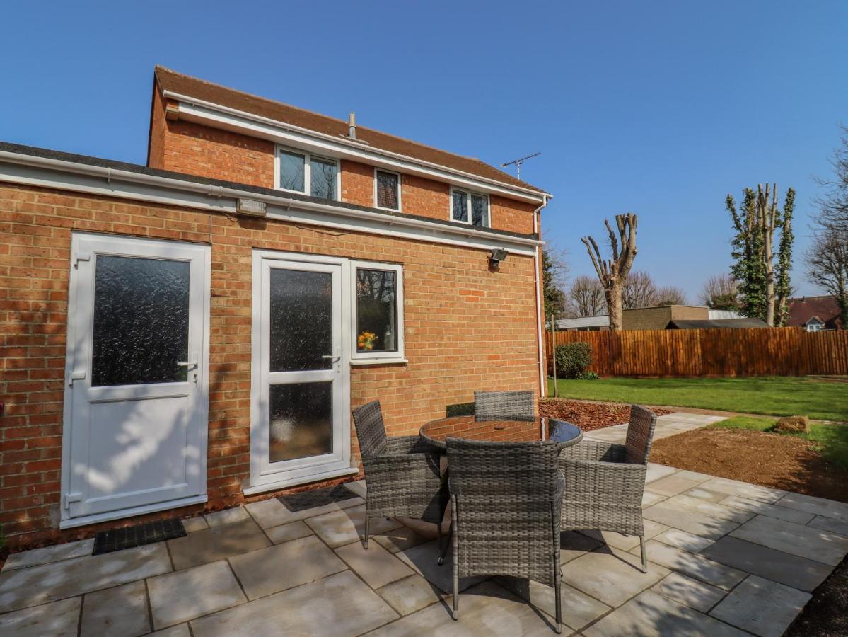 Robellen Corner Banbury Exterior foto